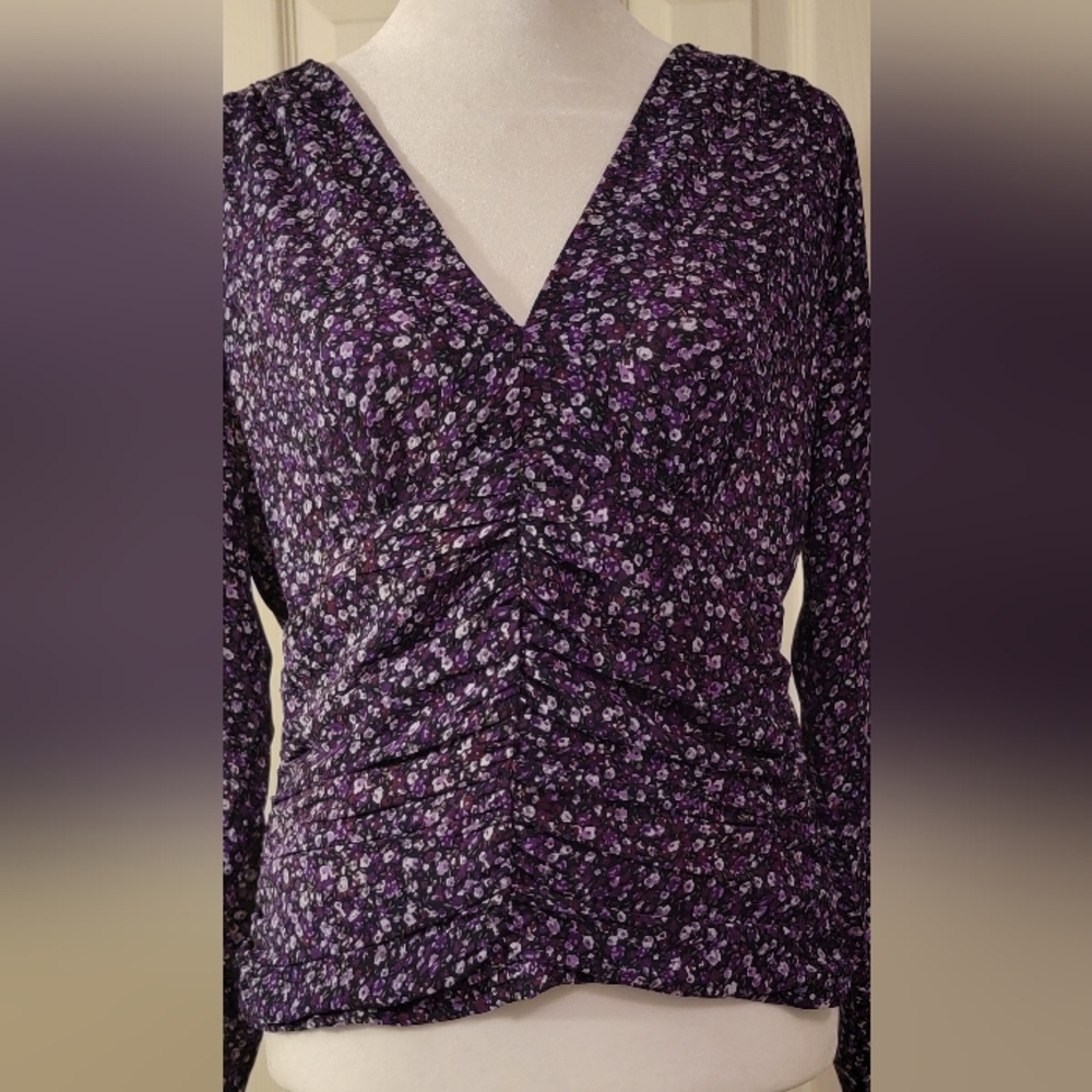 Lush Blouse - Picture 2 of 14